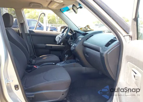 2013 Kia Soul z USA, uszkodzony, nr VIN KNDJT2A52D7483151